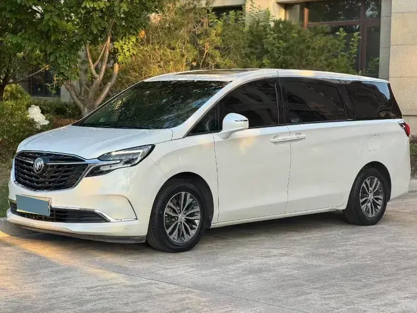 2022 Buick GL8 2.0T 237HP L4 9AT