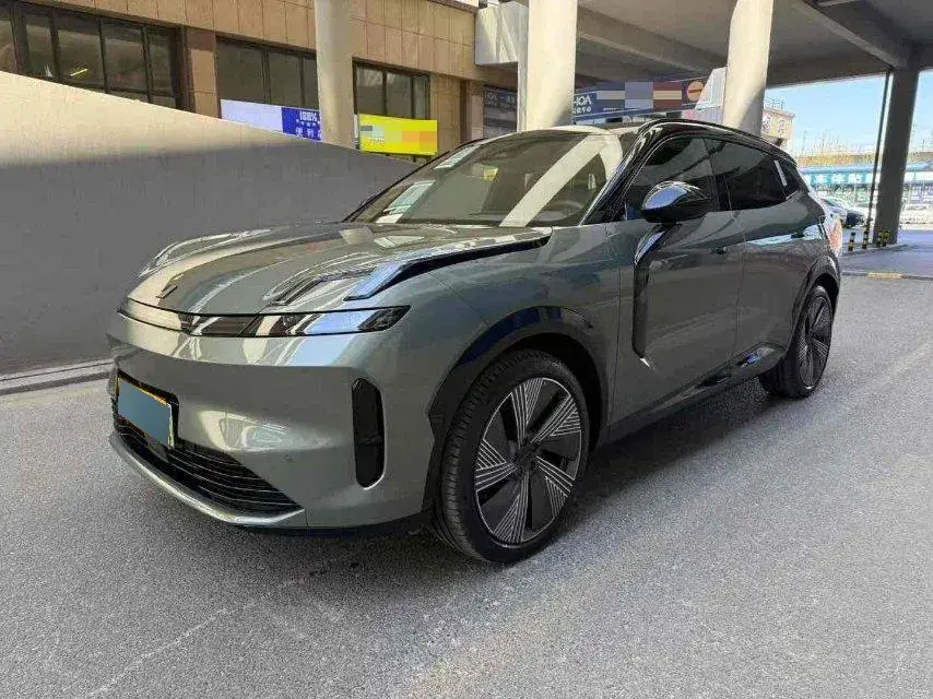 2023 LYNK&CO 08 EM-P 1.5T 163HP L4 3DHT PHEV 39.6KWH