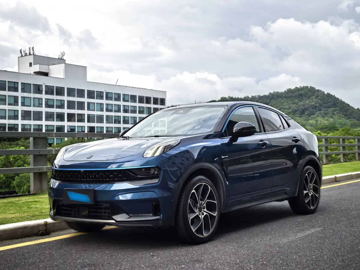 2020 LYNK&CO 05 2.0T 254HP L4 8AT