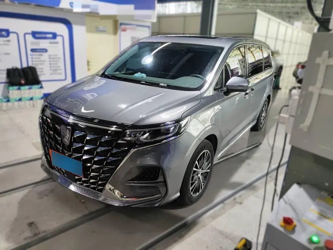 2023 Roewe iMAX8 2.0T 234HP L4 8AT