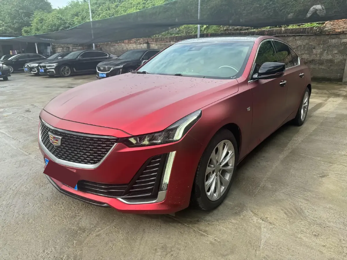 2022 Cadillac CT5 2.0T 237HP L4 10AT