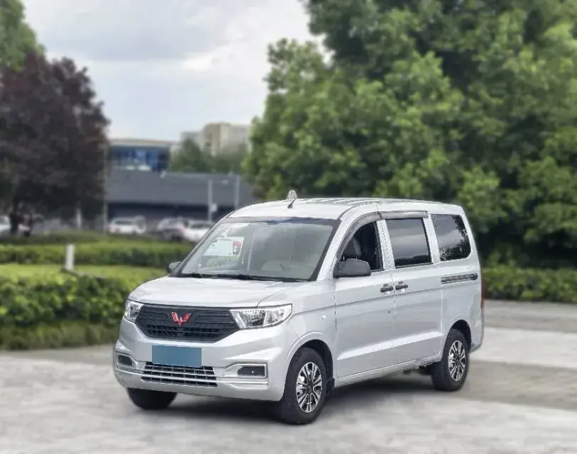 2019 WuLing HongGuang V 1.5L 105HP L4 5MT