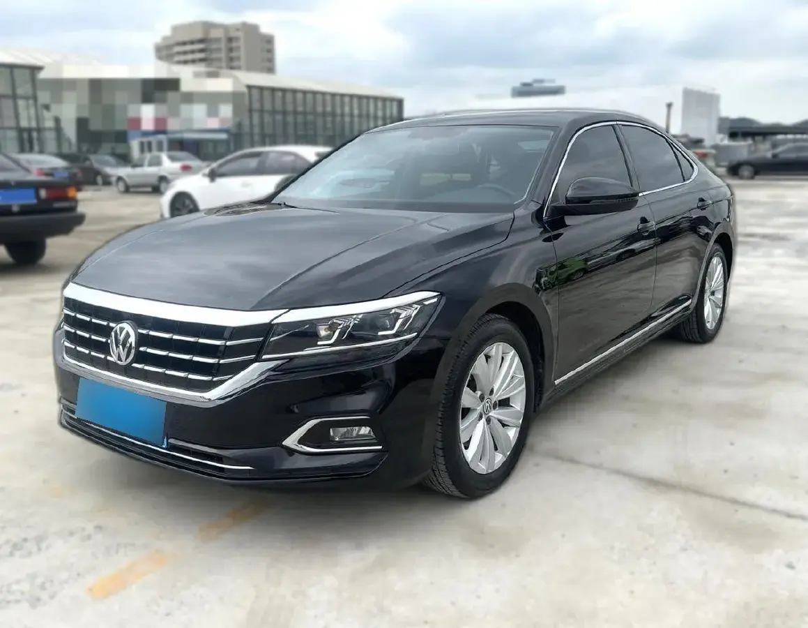 2019 Volkswagen Passat 2.0T 186HP L4 7DCT