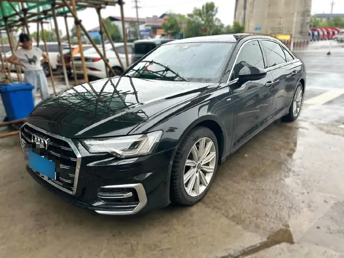 2024 Audi A6L 2.0T 245HP L4 7DCT