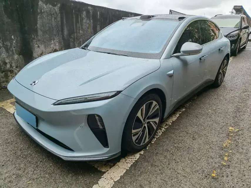 2022 NIO ET5 BEV 75KWH