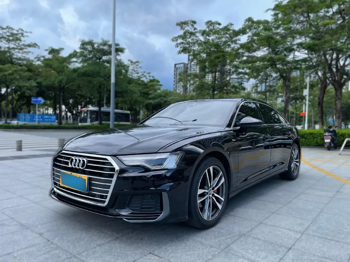 2019 Audi A6L 2.0T 190HP L4 7DCT