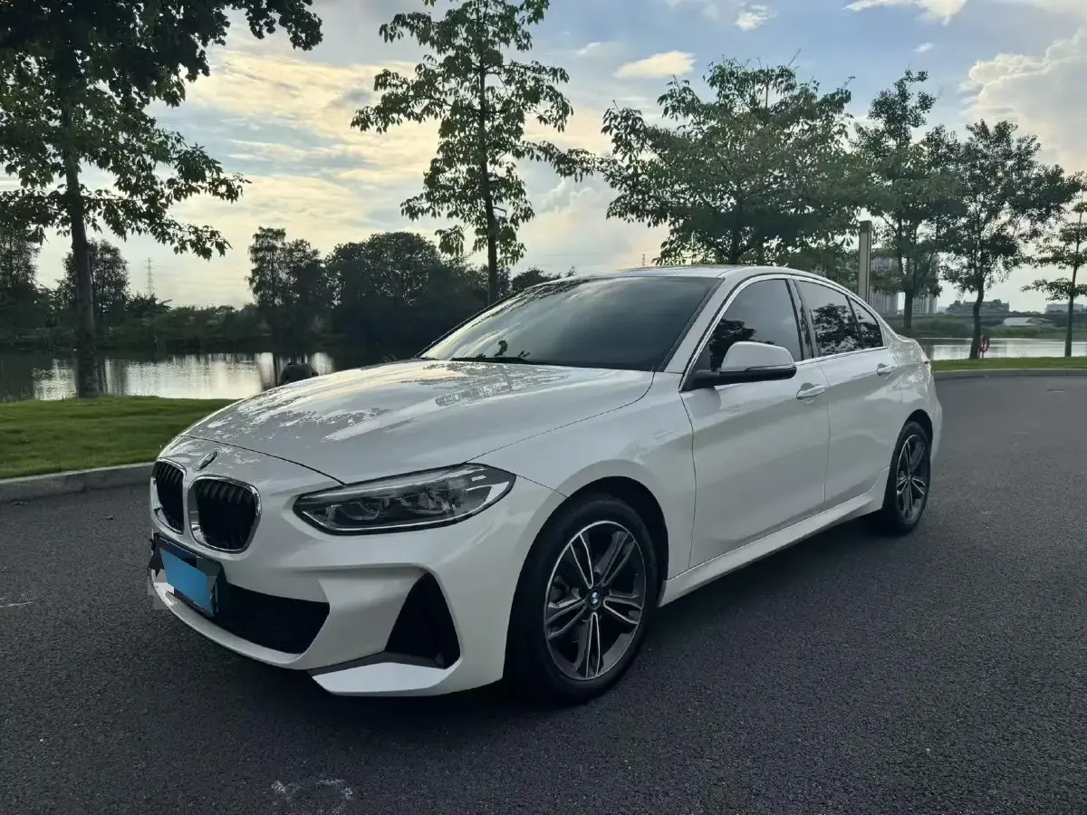 2022 BMW 1 Series 1.5T 140HP L3 7DCT
