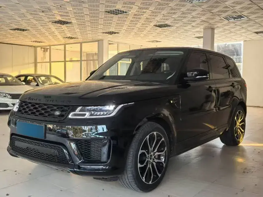 2018 Land Rover Range Rover Sport 3.0T 340HP V6 8AT 2018 Land Rover Range Rover Sport 3.0T 340HP V6 8AT
