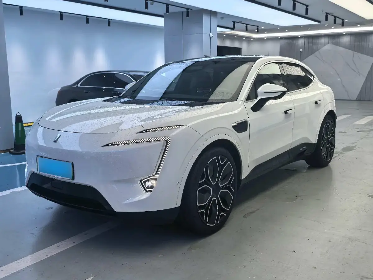 2022 Avatr 11 BEV 90.38KWH