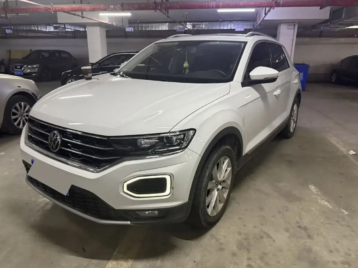 2020 Volkswagen T-Roc 1.4T 150HP L4 7DCT