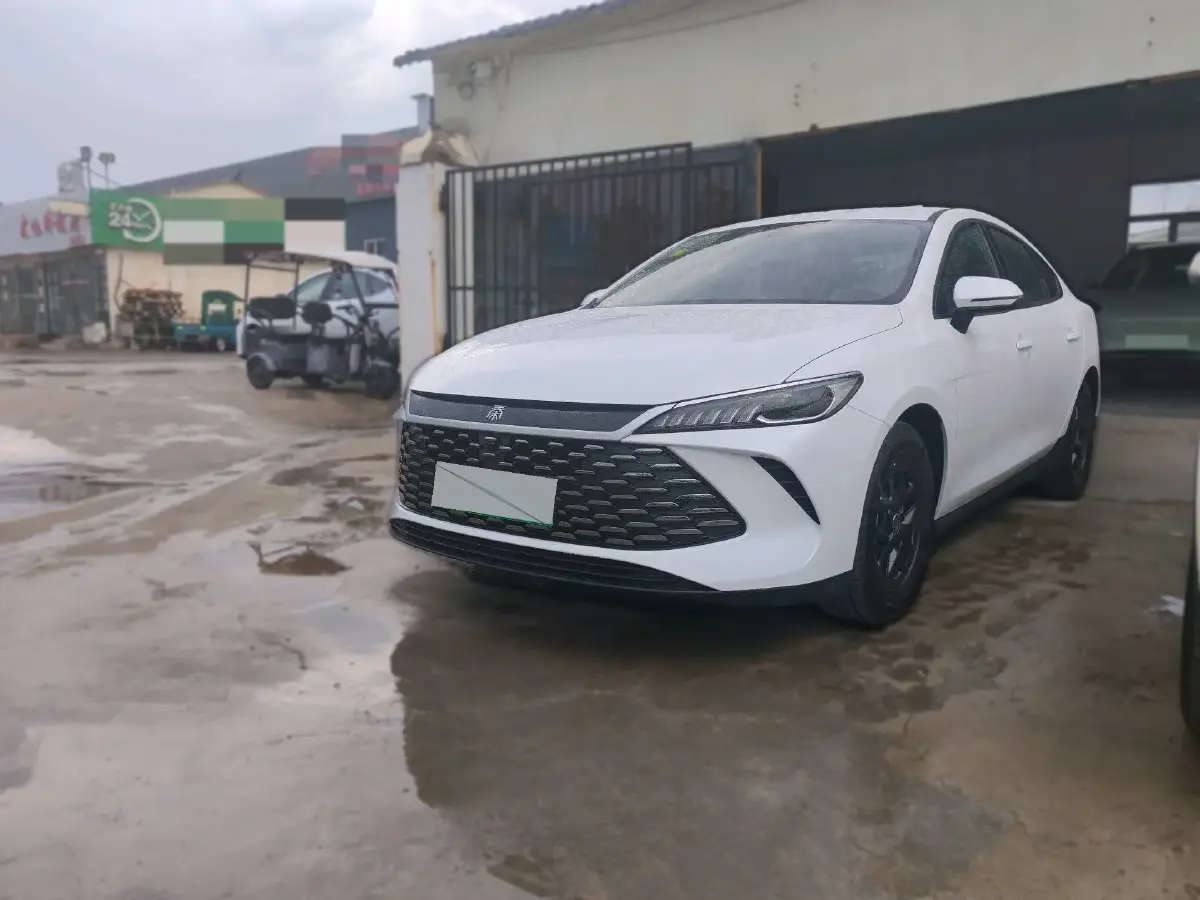 2025 BYD Qin Plus 1.5L 101HP L4 E-CVT PHEV 7.68KWH