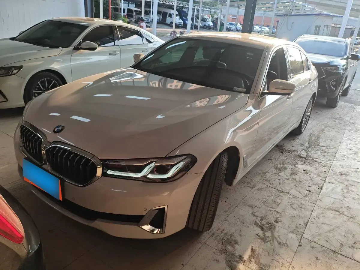 2021 BMW 5 Series 2.0T 252HP L4 8AT