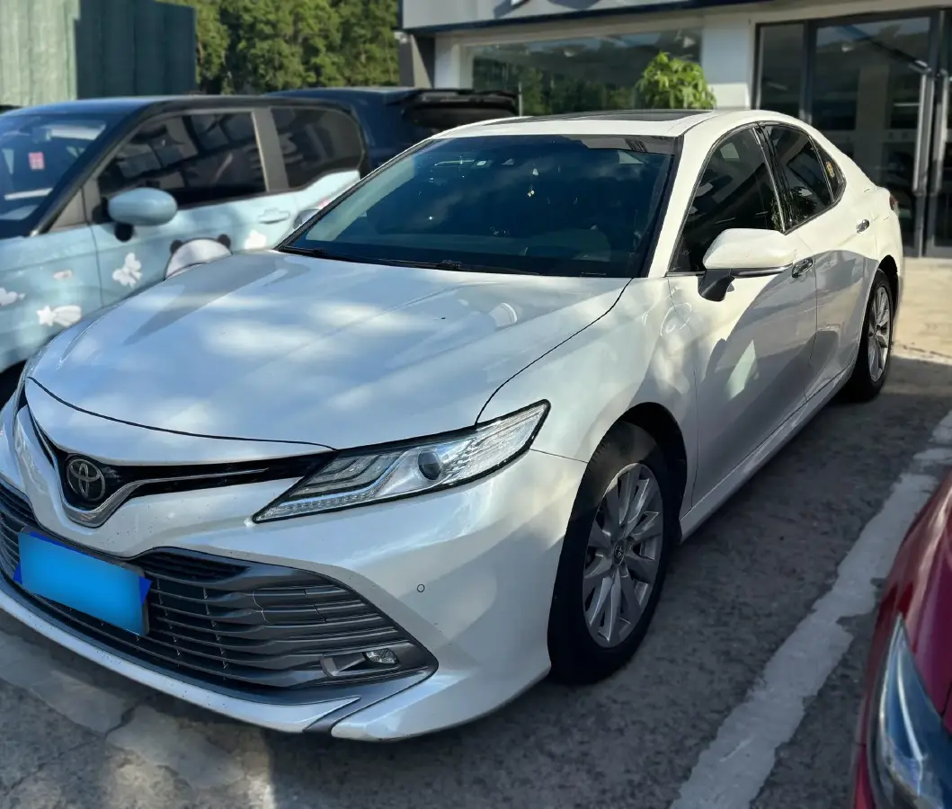 2019 Toyota Camry 2.0L 178HP L4 CVT