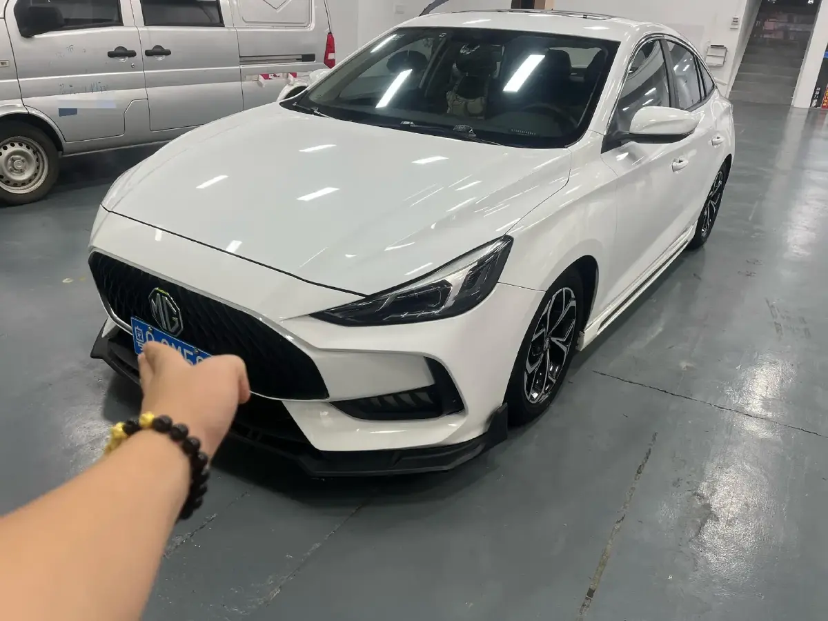 2021 MG 5 1.5L 120HP L4 5MT