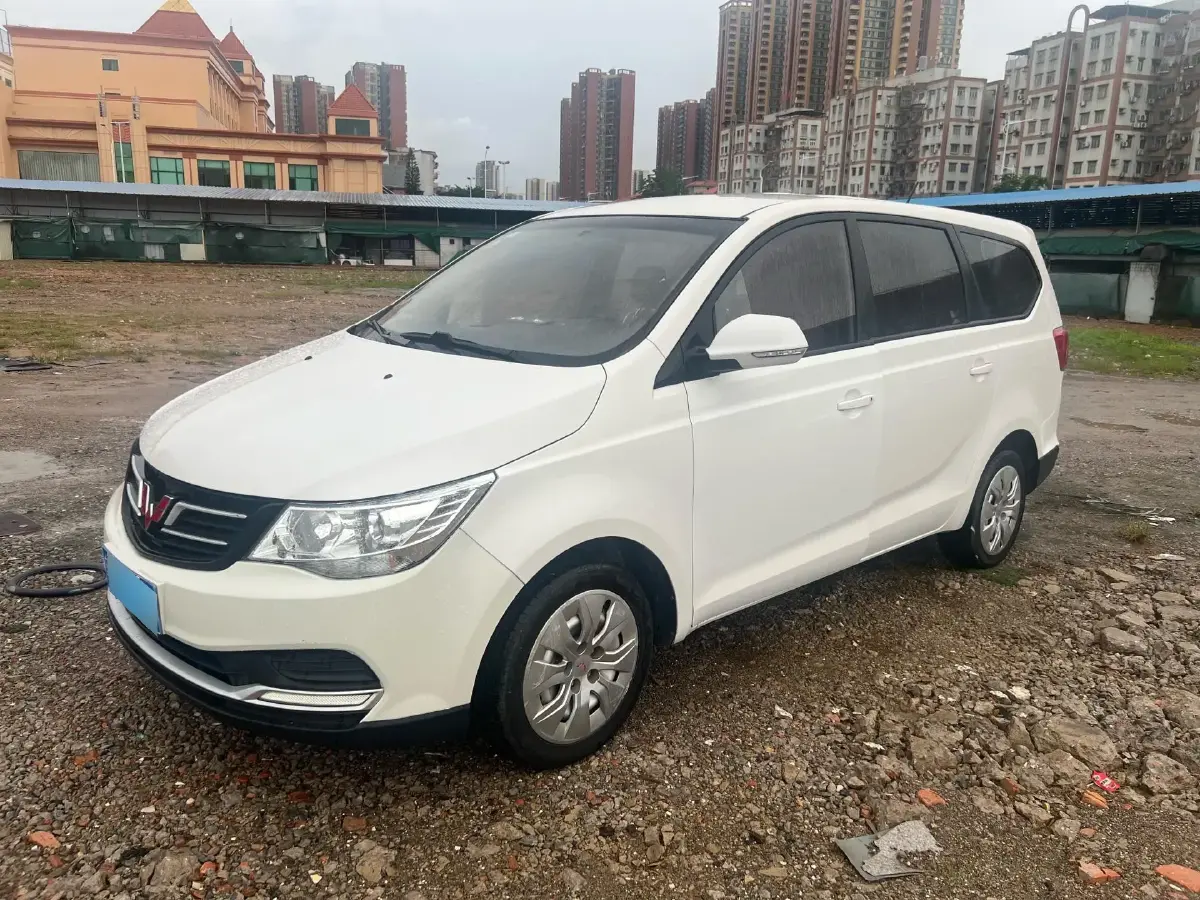 2020 WuLing 730 1.5L 105HP L4 6MT