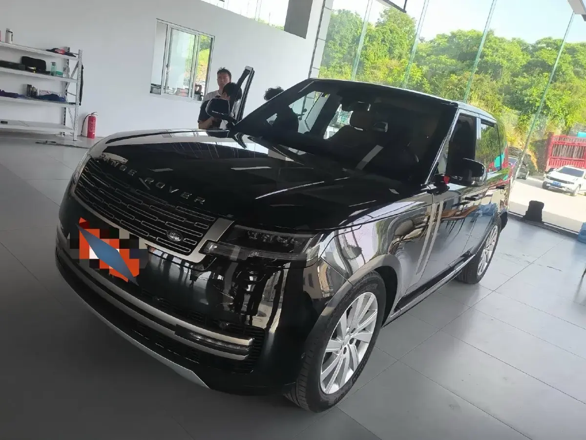 2024 Land Rover Range Rover 3.0T 360HP L6 8AT