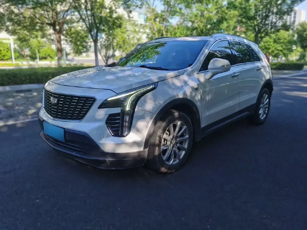 2021 Cadillac XT4 2.0T 237HP L4 9AT