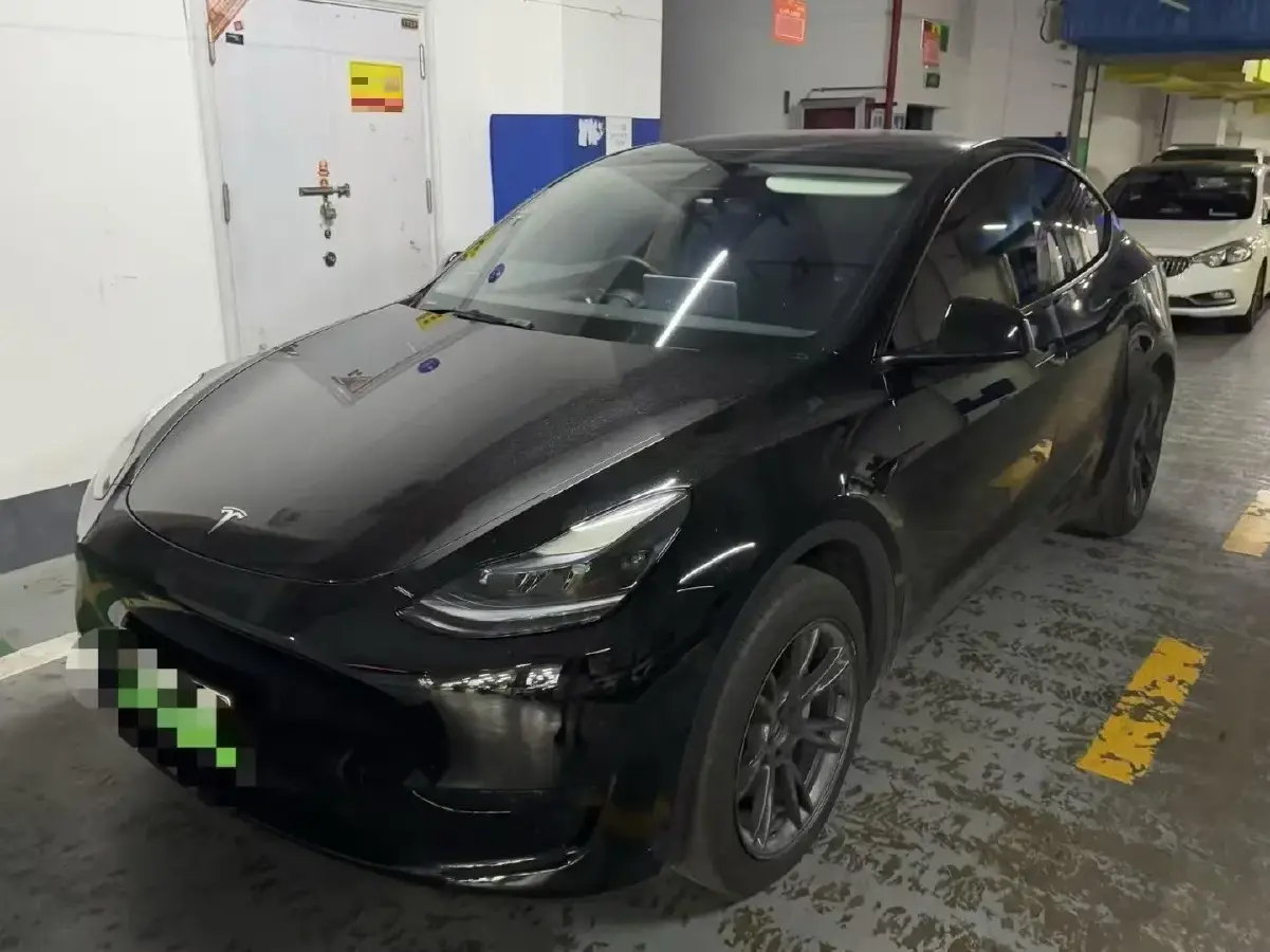 2023 Tesla Model Y BEV 60KWH