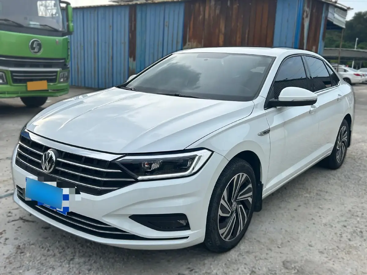 2021 Volkswagen Sagitar 1.4T 150HP L4 7DCT