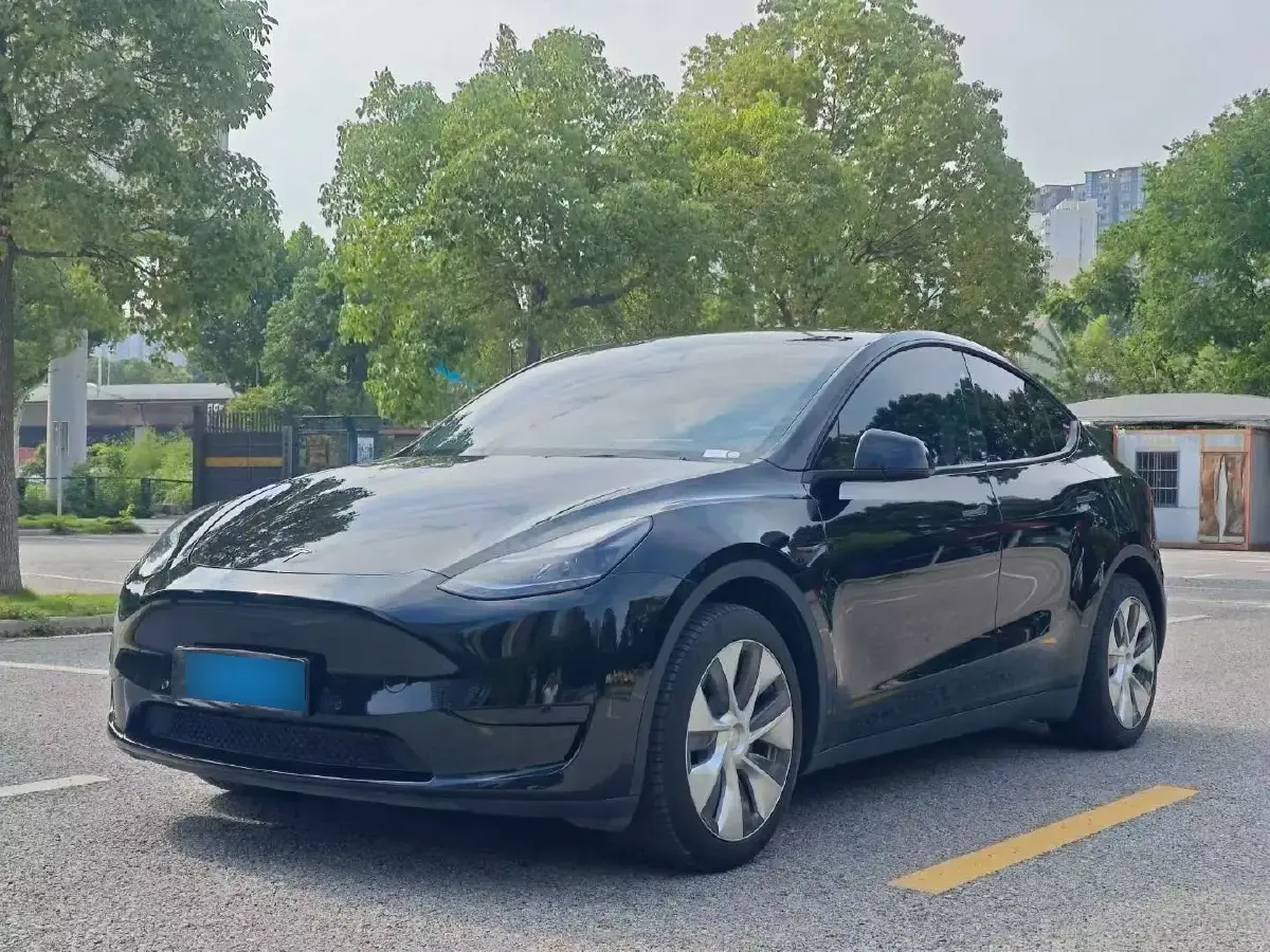 2022 Tesla Model Y BEV 60KWH