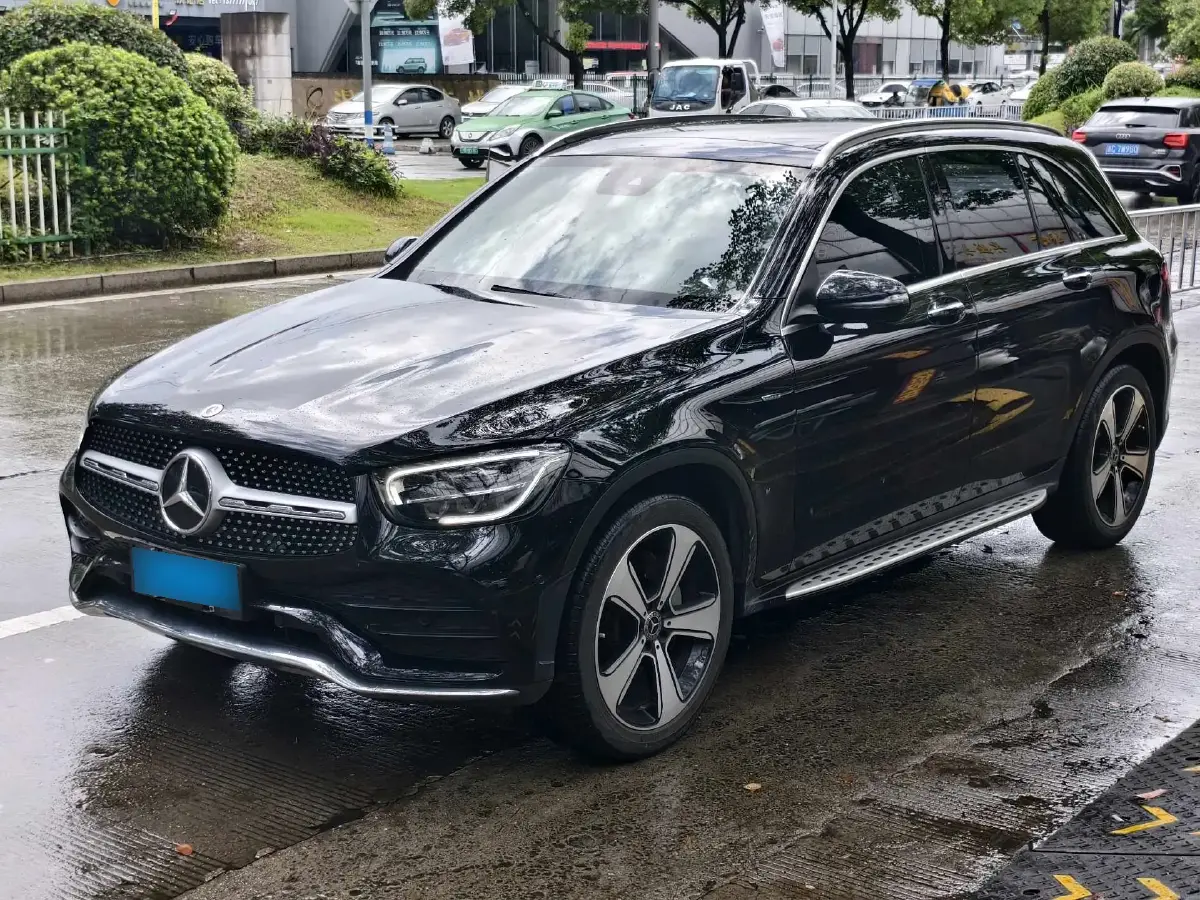 2022 Mercedes-Benz GLC Class 2.0T 258HP L4 9AT