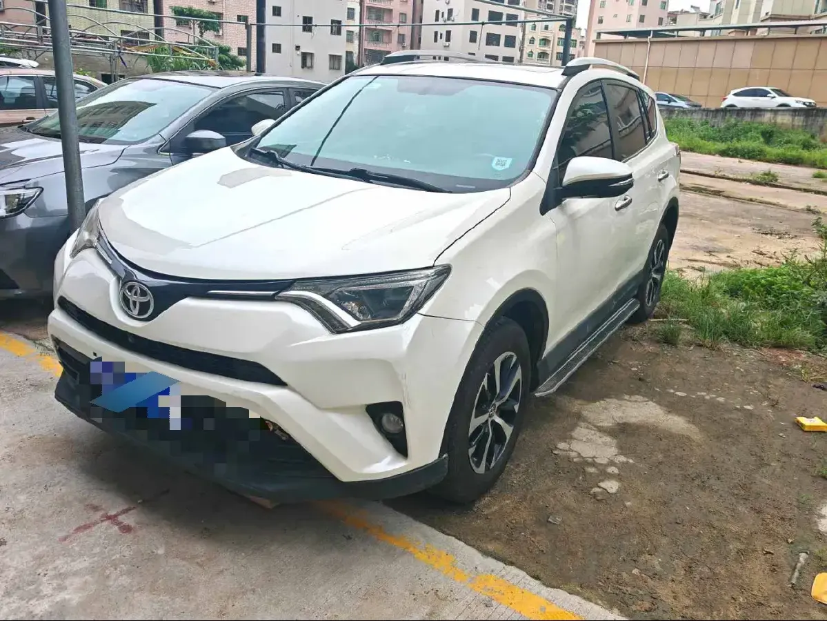 2016 Toyota RAV4 2.0L 151HP L4 CVT