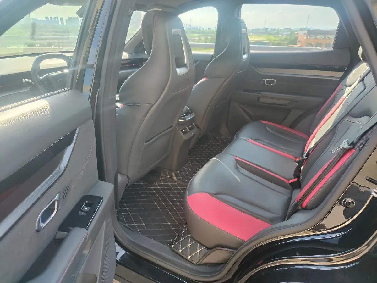 2022 Jetour DASHING 1.6T 197HP L4 7DCT,autocango,china used car exporter,china ev exporter,chinese used car exporter,chinese used ev exporter