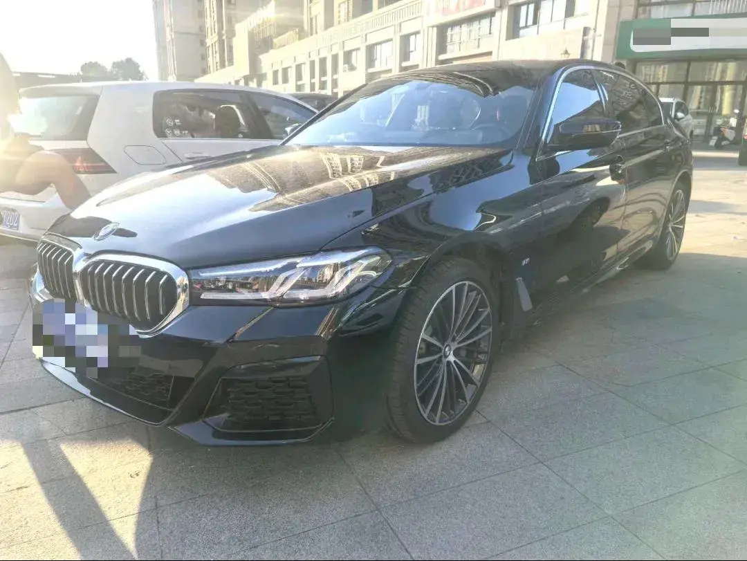 2021 BMW 5 Series 2.0T 252HP L4 8AT