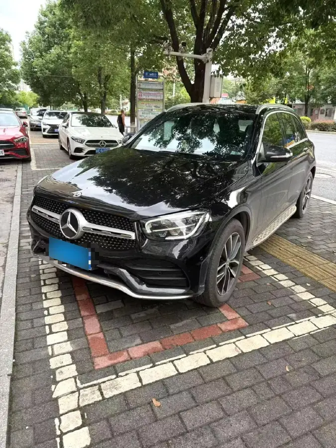 2020 Mercedes-Benz GLC Class 2.0T 197HP L4 9AT