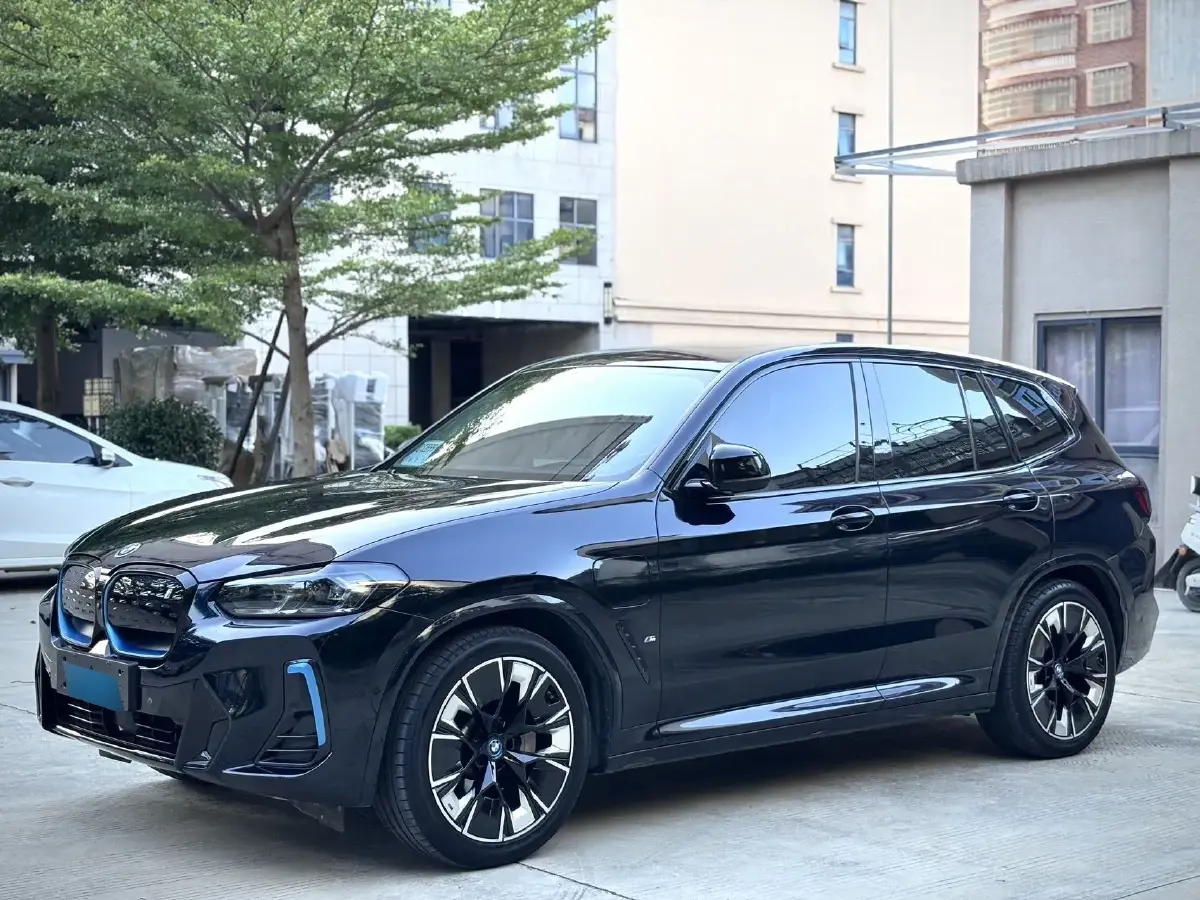 2022 BMW iX3 BEV 80KWH