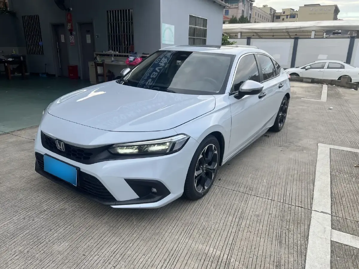 2023 Honda Civic 2.0L 143HP L4 E-CVT Hybrid