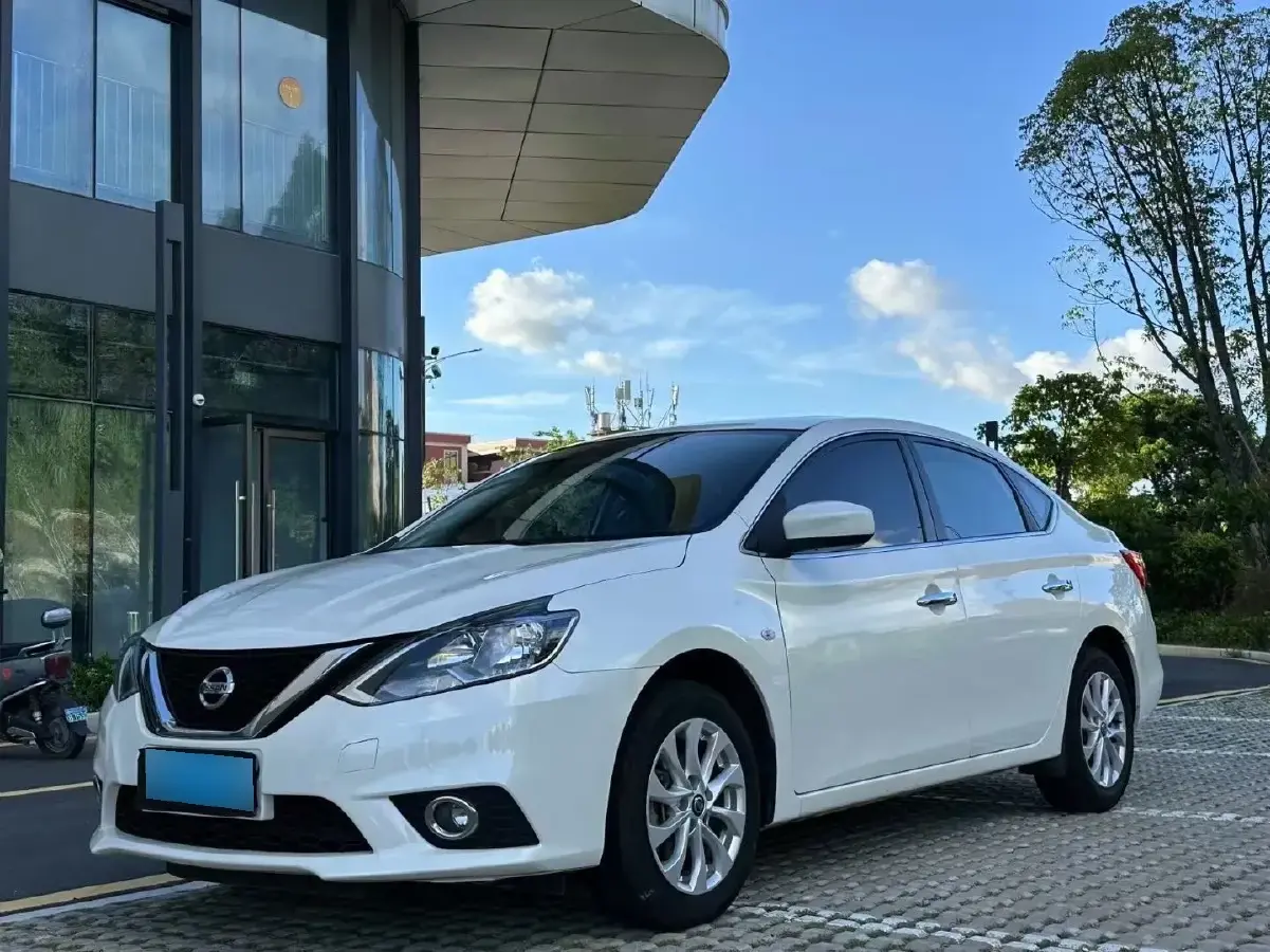 2022 Nissan Sylphy 1.6L 122HP L4 CVT