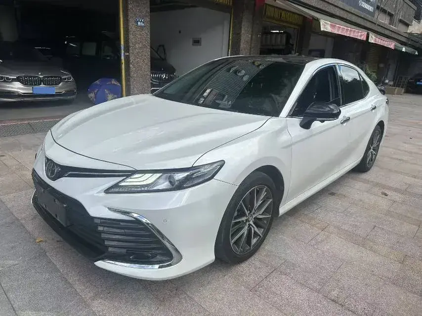 2021 Toyota Camry 2.5L 209HP L4 8AT
