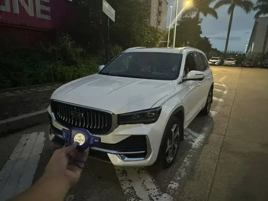 2024 Geely Monjaro 2.0T 238HP L4 8AT