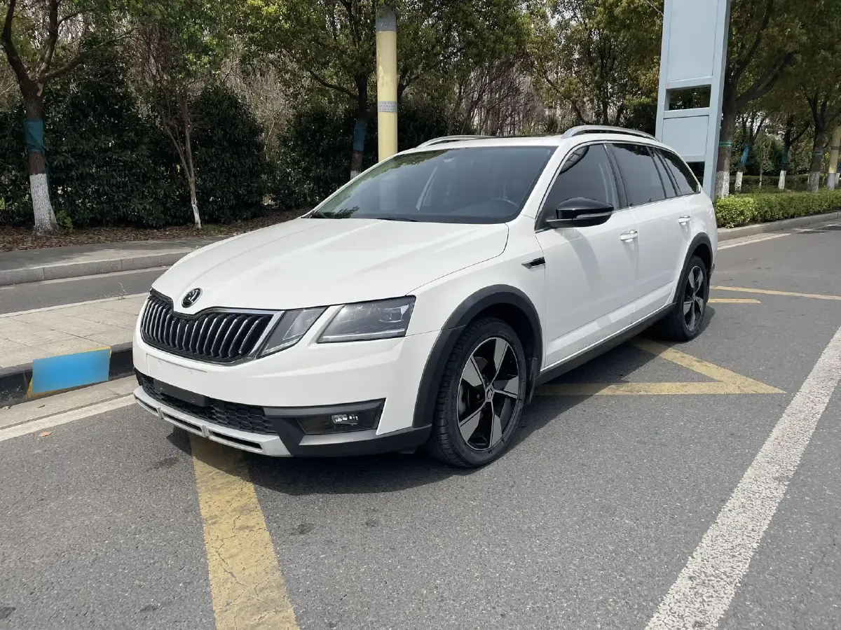 2018 Skoda Octavia 1.4T 150HP L4 7DCT