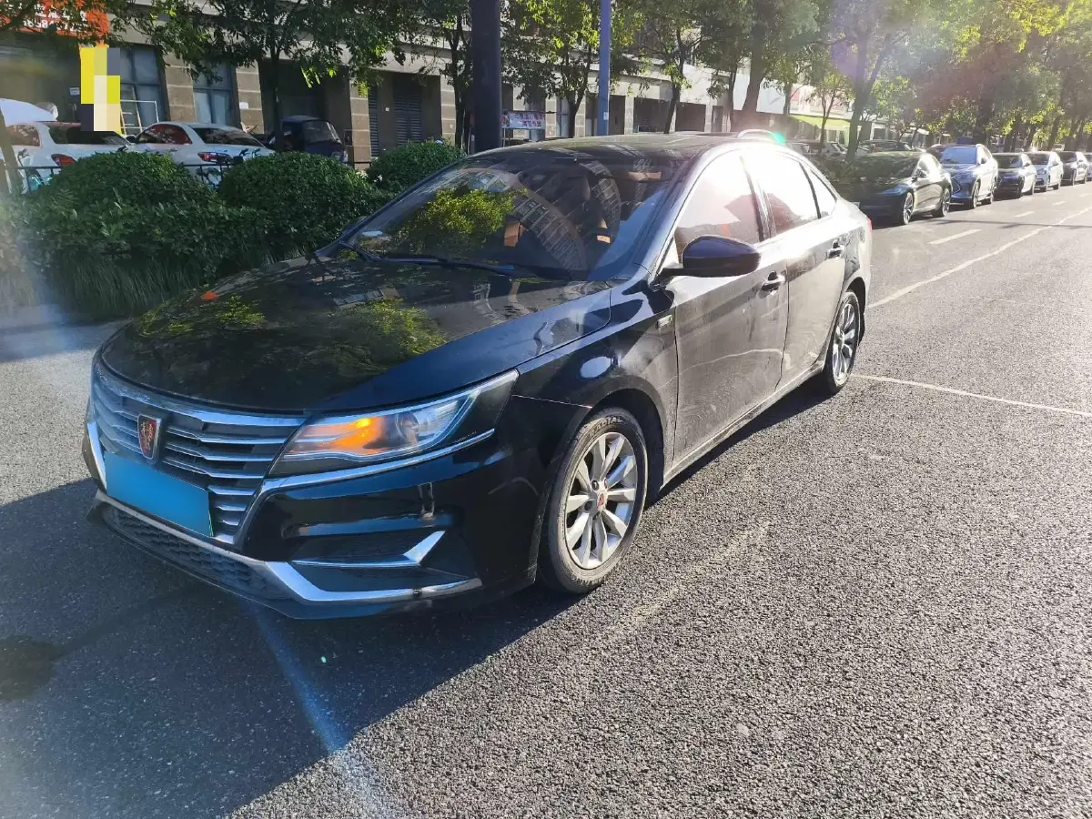 2017 Roewe i6 1.0T 125HP L3 2AT PHEV