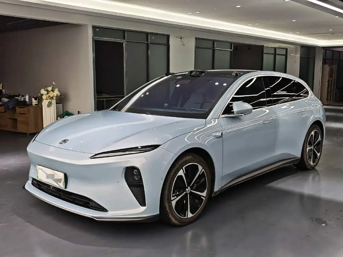 2024 NIO ET5T BEV 75KWH