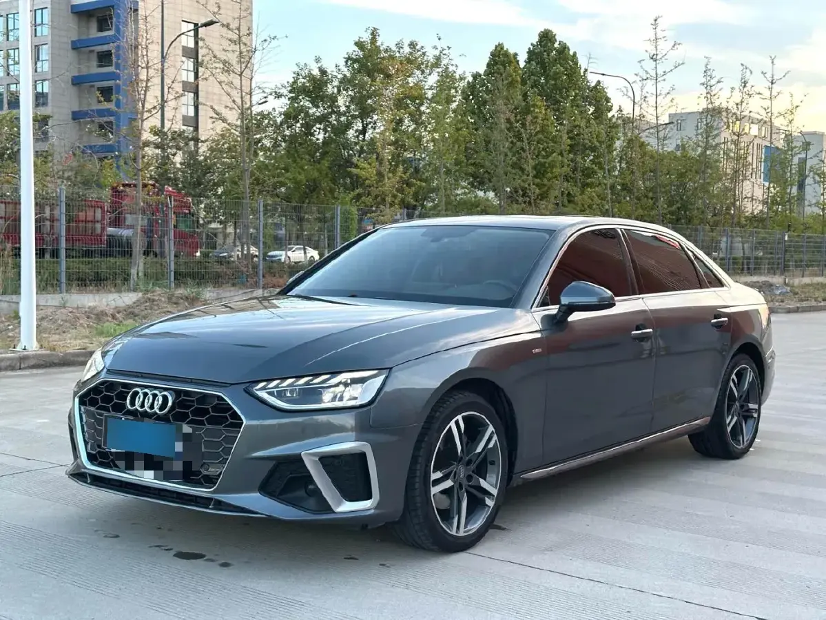 2020 Audi A4L 2.0T 190HP L4 7DCT