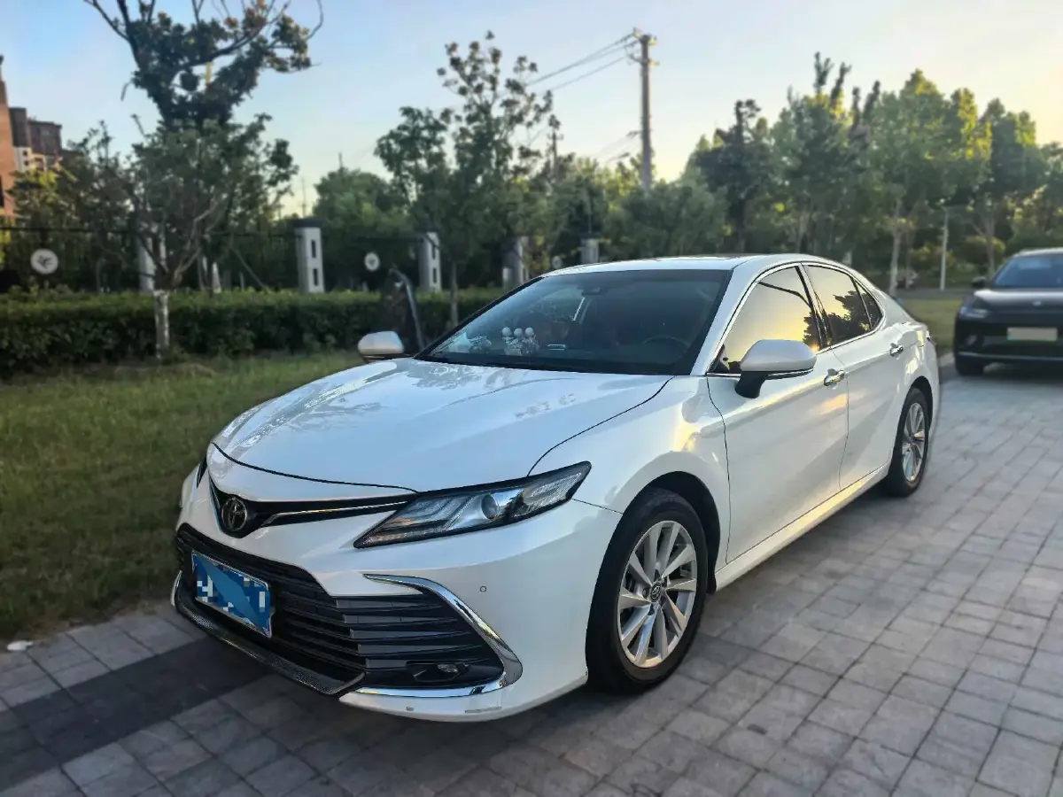 2021 Toyota Camry 2.0L 178HP L4 CVT