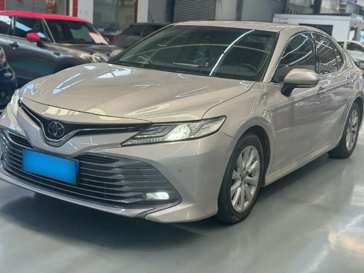 2018 Toyota Camry 2.0L 169HP L4 6AT