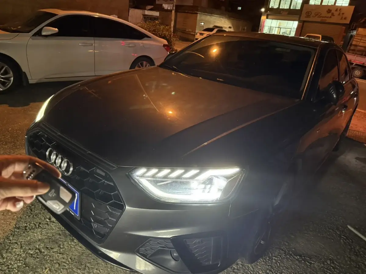 2020 Audi A4L 2.0T 190HP L4 7DCT