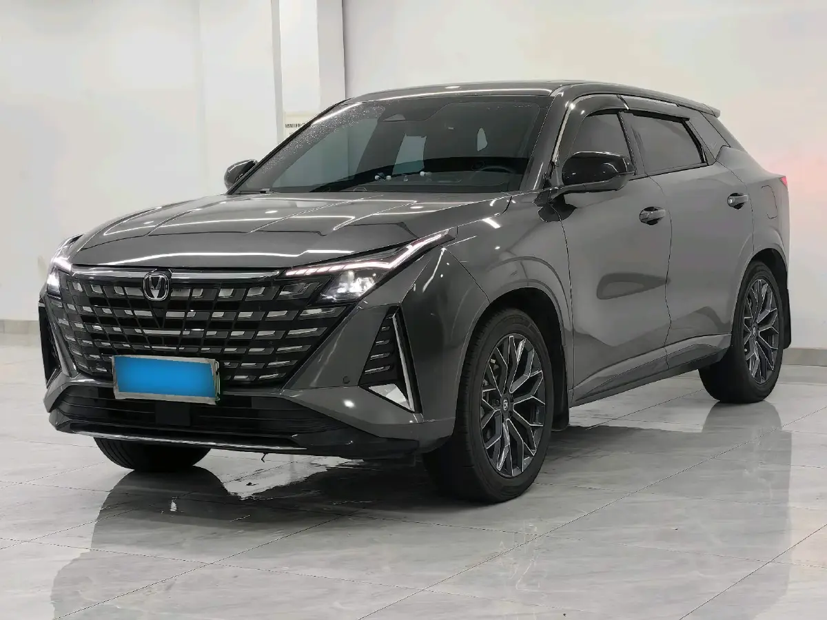 2025 ChangAn UNI-Z 1.5L 98HP L4 E-CVT PHEV