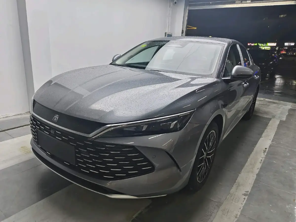 2025 BYD QinL 1.5L 101HP L4 E-CVT PHEV 15.87KWH