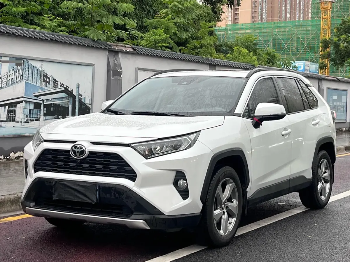 2021 Toyota RAV4 2.0L 171HP L4 CVT