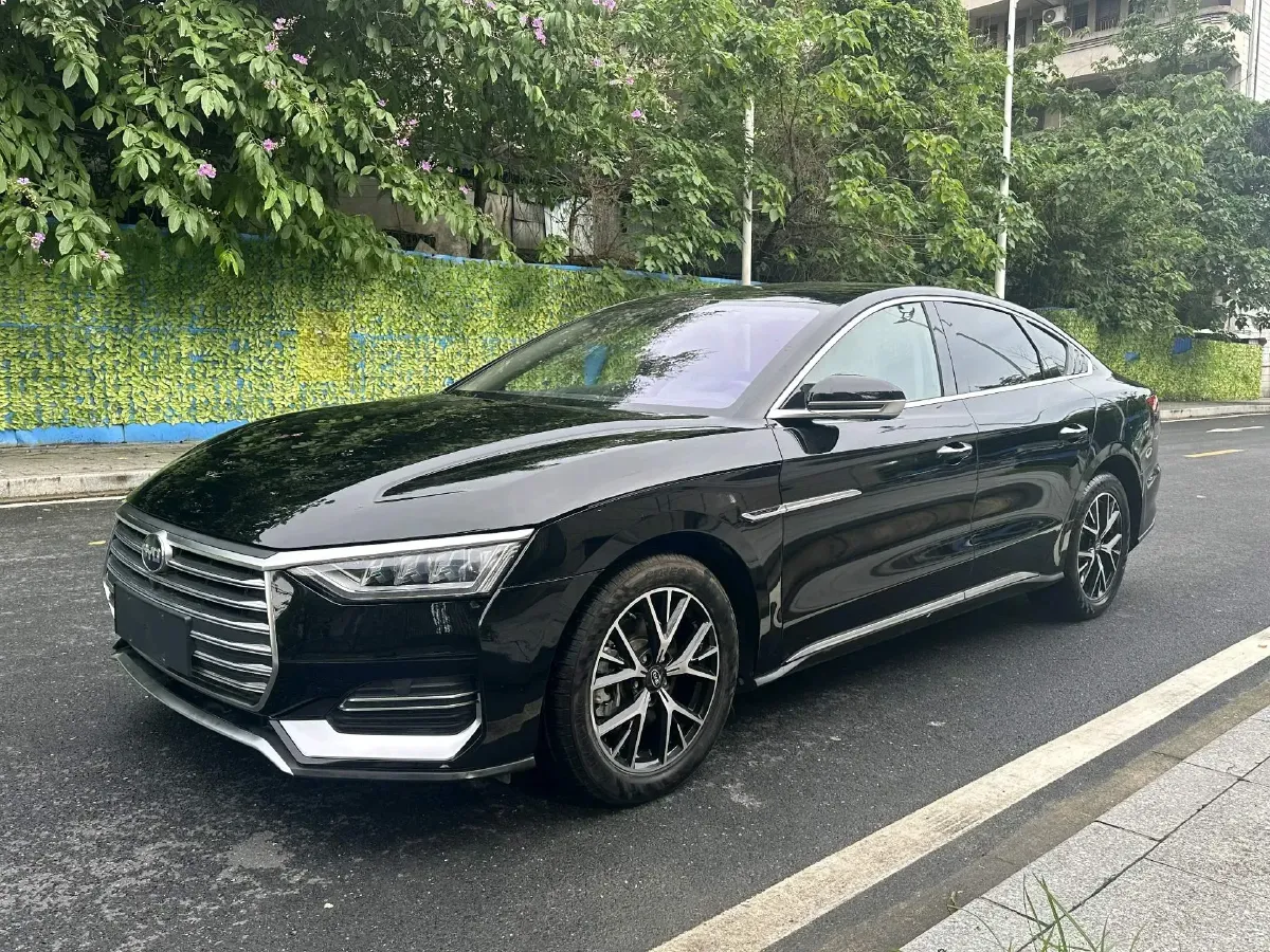 2021 BYD e9 BEV 64.8KWH,autocango,china used car exporter,china ev exporter,chinese used car exporter,chinese used ev exporter