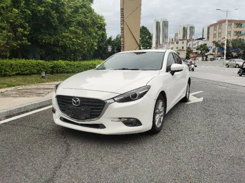 2017 Mazda 3 Axela 1.5L 117HP L4 6AT