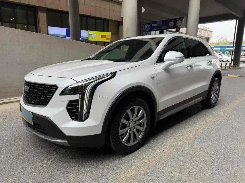 2021 Cadillac XT4 2.0T 237HP L4 9AT