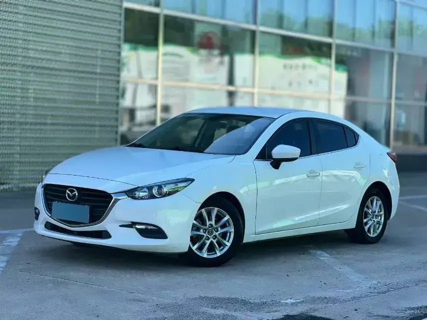 2017 Mazda 3 Axela 1.5L 117HP L4 6AT