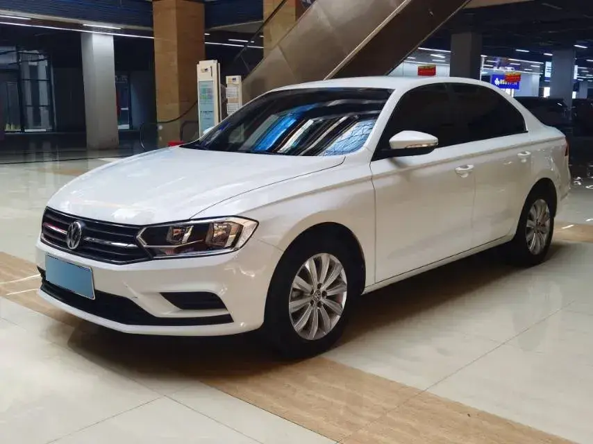 2019 Volkswagen Bora 1.5L 112HP L4 6AT
