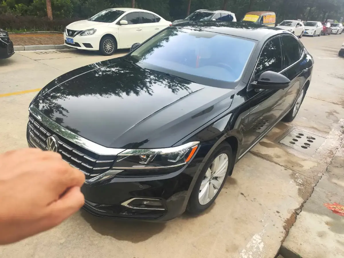 2021 Volkswagen Passat 2.0T 186HP L4 7DCT